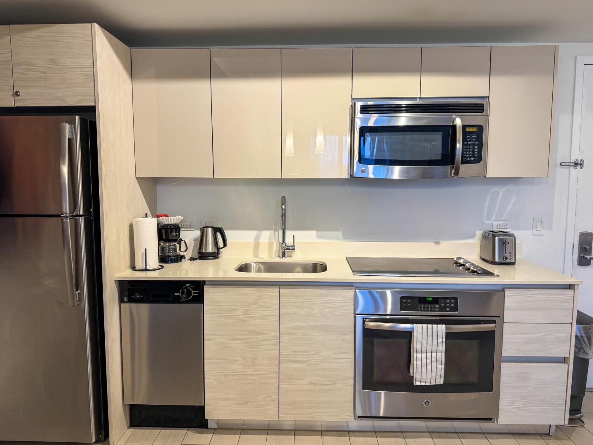 Mvr Apartments At Beachwalk Resort Hallandale Beach Buitenkant foto