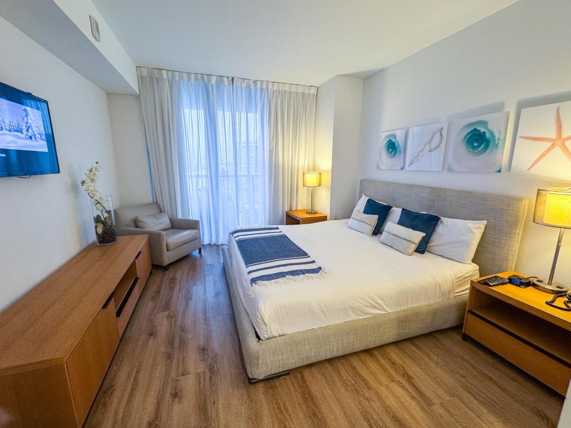 Mvr Apartments At Beachwalk Resort Hallandale Beach Buitenkant foto